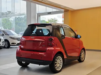Smart Smart Fortwo 2011, 72800 км, за 2652.17 USD - фото 24