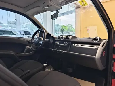 Smart Smart Fortwo 2011, 72800 км, за 2652.17 USD - фото 26