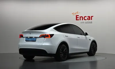 Tesla Model Y 2022, 65381 км, за 29888.64 USD