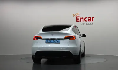 Tesla Model Y 2022, 65381 км, за 29888.64 USD