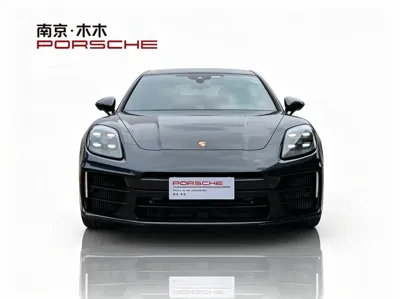 Porsche Panamera 2025, 3600 км, за 123620.39 USD
