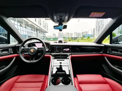 Porsche Panamera 2025, 3600 км, за 123620.39 USD - фото 6