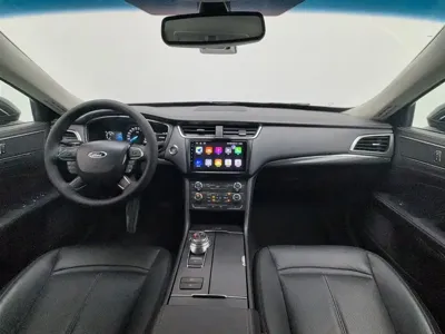 Ford Taurus 2017, 103600 км, за 6150.56 USD