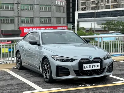 BMW i4 2024, 10000 км, за 36756.2 USD