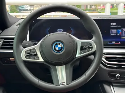 BMW i4 2024, 10000 км, за 36806.17 USD - фото 10