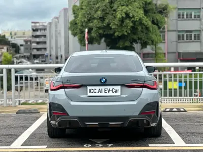 BMW i4 2024, 10000 км, за 36806.17 USD - фото 14