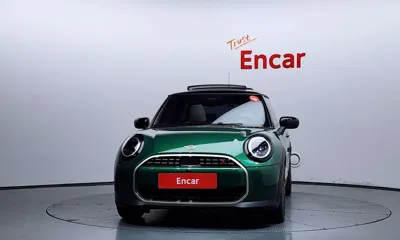 MINI Cooper 2025, 22535 км, за 19686.23 USD
