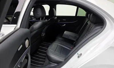 Mercedes-Benz E-Class 2023, 33206 км, за 23085.56 USD - фото 20