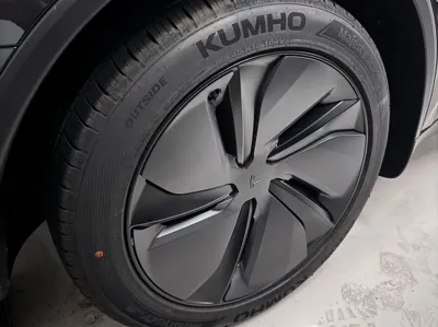 Tesla Model Y 2026, 354 км, за 30598.41 USD