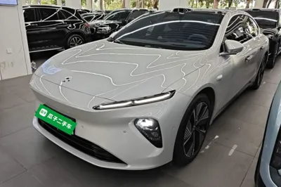 Nio ET7 · 2023 год