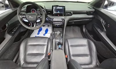 Hyundai Veloster 2020, 135681 км, за 8462.55 USD - фото 7