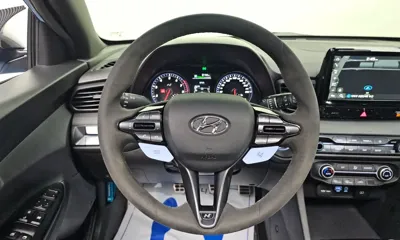 Hyundai Veloster 2020, 135681 км, за 8462.55 USD - фото 15