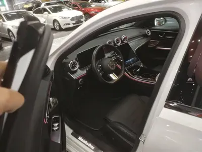 Mercedes-Benz C-Class 2024, 10100 км, за 32591.14 USD - фото 9