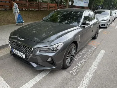 Genesis G70 2018, 161098 км, за 8790.78 USD