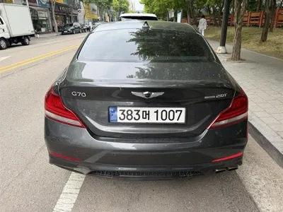Genesis G70 2018, 161098 км, за 8790.78 USD