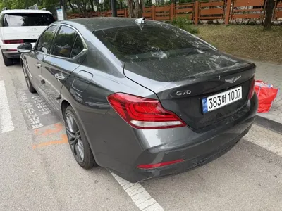 Genesis G70 2018, 161098 км, за 8790.78 USD