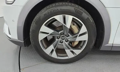 Audi e-tron 2021, 47000 км, за 29402.04 USD
