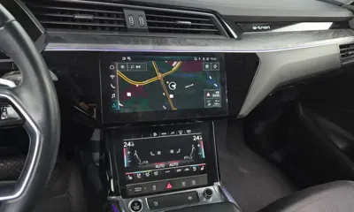 Audi e-tron 2021, 47000 км, за 29402.04 USD - фото 14