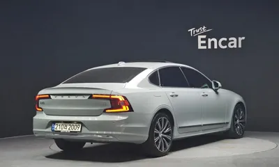 Volvo S90 2024, 35607 км, за 27907.91 USD
