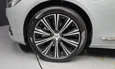 Volvo S90 2024, 35607 км, за 27907.91 USD