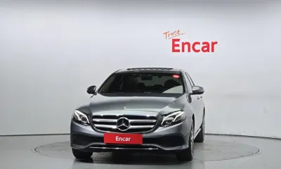 Mercedes-Benz E-Class 2019, 84355 км, за 15101.15 USD