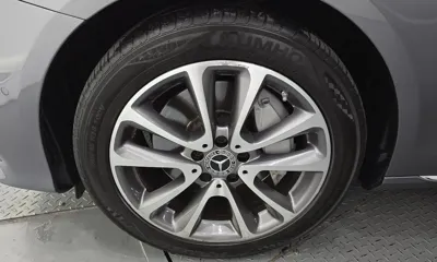 Mercedes-Benz E-Class 2019, 84355 км, за 15101.15 USD