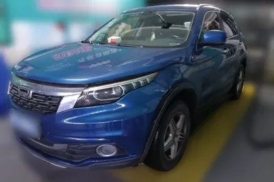 Qoros 5 · 2016 год