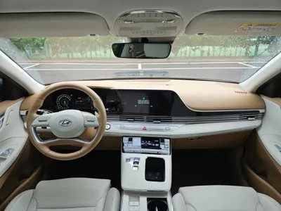 Hyundai Grandeur 2020, 42914 км, за 16156.36 USD - фото 7