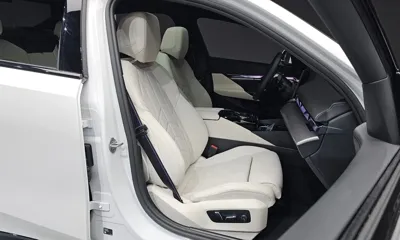 BMW 5-Series 2026, 12718 км, за 46449.54 USD - фото 26