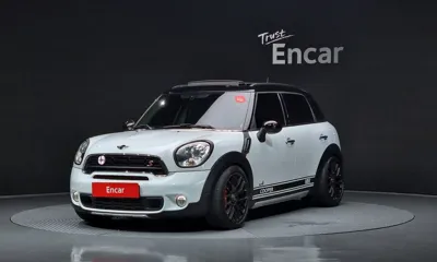MINI Countryman · 2015 год