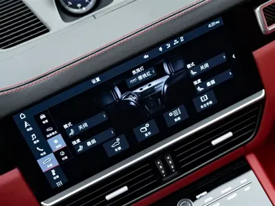 Porsche Cayenne 2020, 53000 км, за 58268.44 USD - фото 21