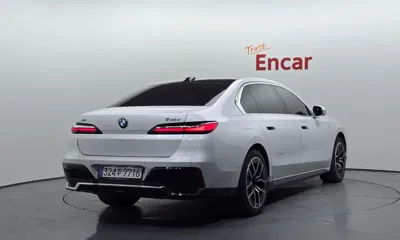 BMW 7-Series 2025, 8550 км, за 79755.81 USD