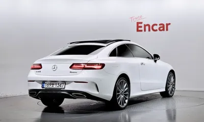 Mercedes-Benz E-Class 2017, 123444 км, за 18208.45 USD