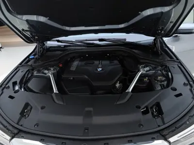BMW 6 Series GT 2019, 42100 км, за 36594.67 USD - фото 14