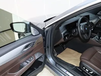 BMW 6 Series GT 2019, 42100 км, за 36594.67 USD - фото 17