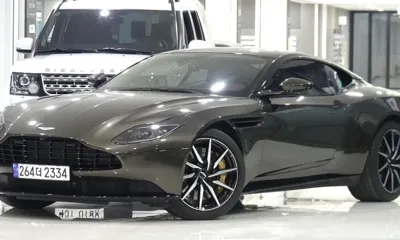 Astonmartin DB11 · 2020 год