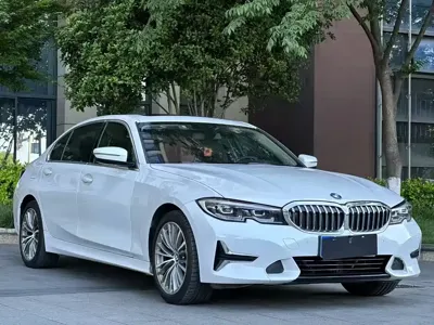 BMW 3 Series 2020, 53000 км, за 15372.24 USD