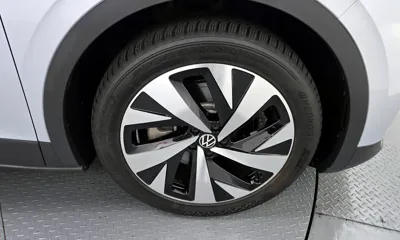 Volkswagen ID.4 2022, 30602 км, за 22661.58 USD