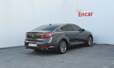 Kia K7 2016, 51458 км, за 8543.04 USD