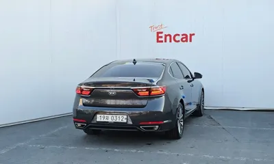 Kia K7 2016, 51458 км, за 8543.04 USD