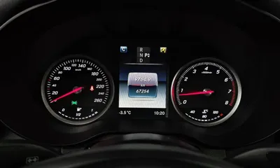 Mercedes-Benz C-Class 2016, 67254 км, за 9205.29 USD - фото 8
