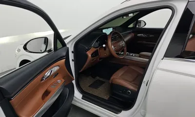 Genesis GV70 2021, 49706 км, за 22790.9 USD - фото 10