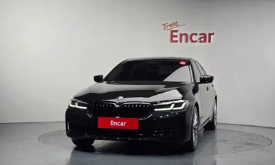 BMW 5-Series 2023, 56074 км, за 21423.45 USD