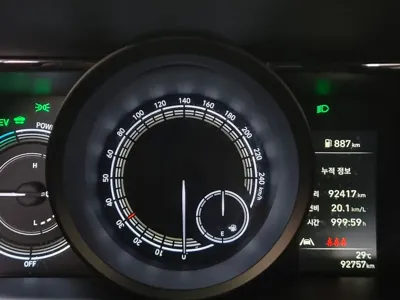 Hyundai Avante 2023, 92500 км, за 3257.33 USD - фото 9