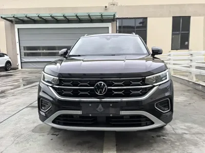 Volkswagen Tayron 2023, 25099 км, за 26838.04 USD