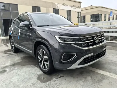 Volkswagen Tayron 2023, 25099 км, за 26838.04 USD
