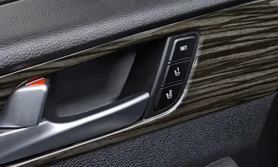 Hyundai Sonata 2015, 135995 км, за 5901.27 USD - фото 19
