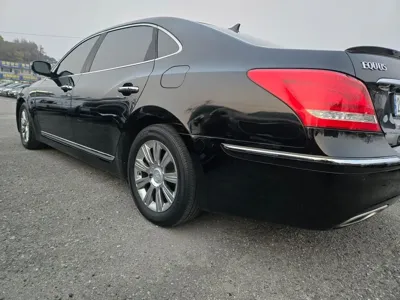 Hyundai Equus 2011, 194847 км, за 3125.61 USD