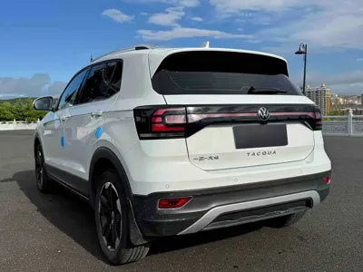 Volkswagen Tacqua 2022, 19000 км, за 14628.63 USD