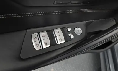 BMW 5-Series 2019, 38784 км, за 22139.73 USD - фото 29
